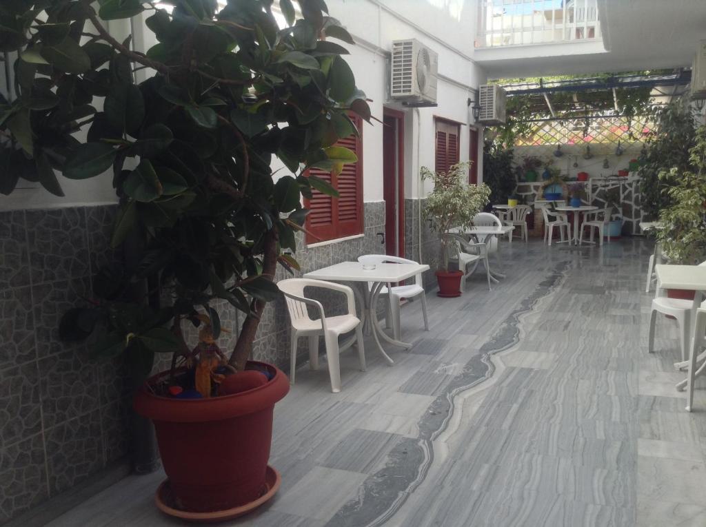 Hotel Eleftheria Páros Exterior foto